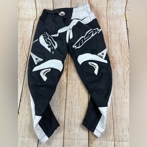 MSR AXXIS Motocross Pants Youth Size 26 Rider Black & White